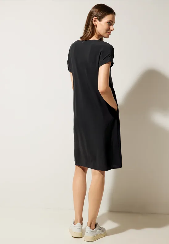 Kleid in Viskose Black
