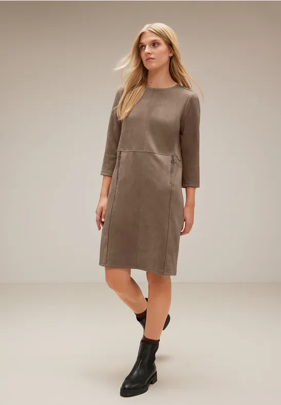 Velours Kleid nougat mocca