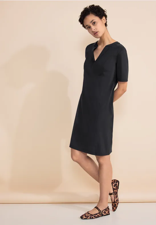 Robe pour le voyage Black