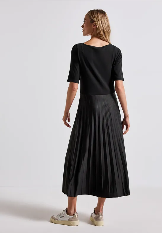 Materialmix Kleid Black