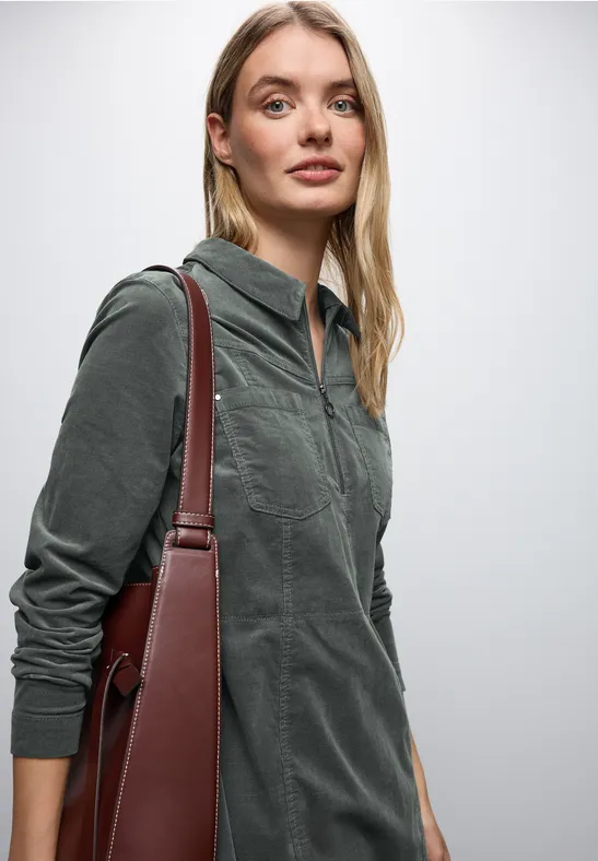 Corduroy jurk met rits balsam green