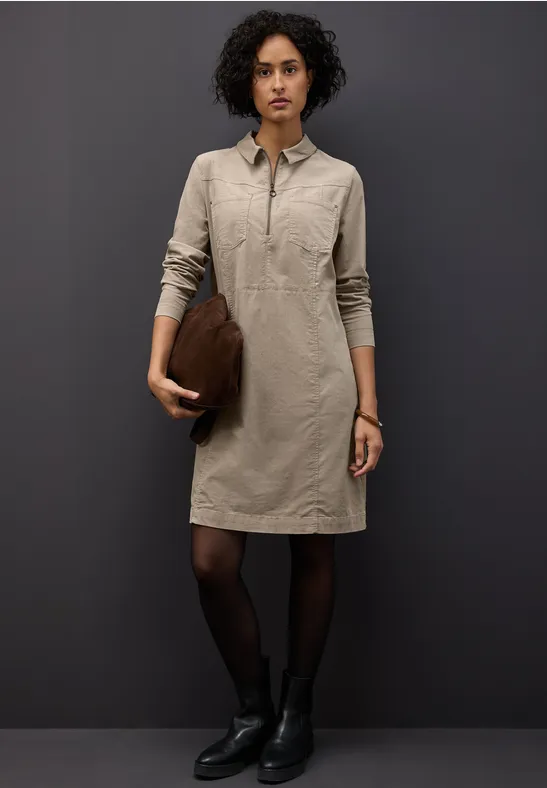 Corduroy jurk met rits morning beige
