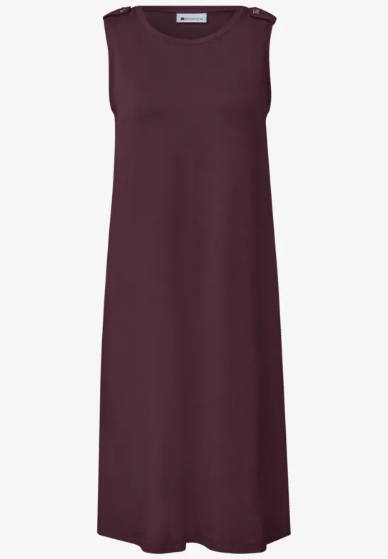 Ärmelloses, locker geschnittenes Midikleid in dunklem Beerenviolett mit Rundhalsausschnitt und Schulterknöpfen.