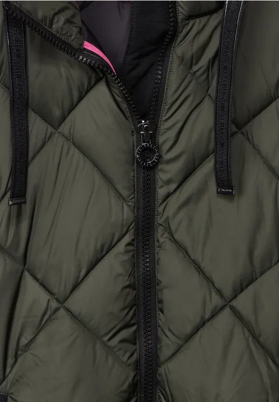 Manteau avec matelassage en losange verdant green