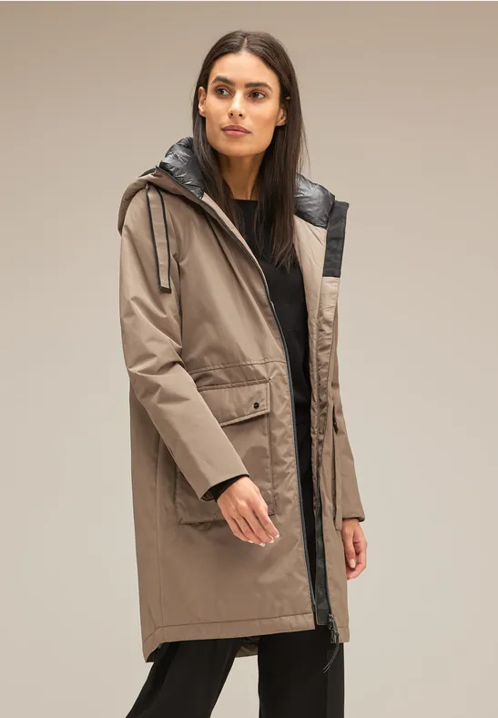 Glänzende Longjacke rocky brown