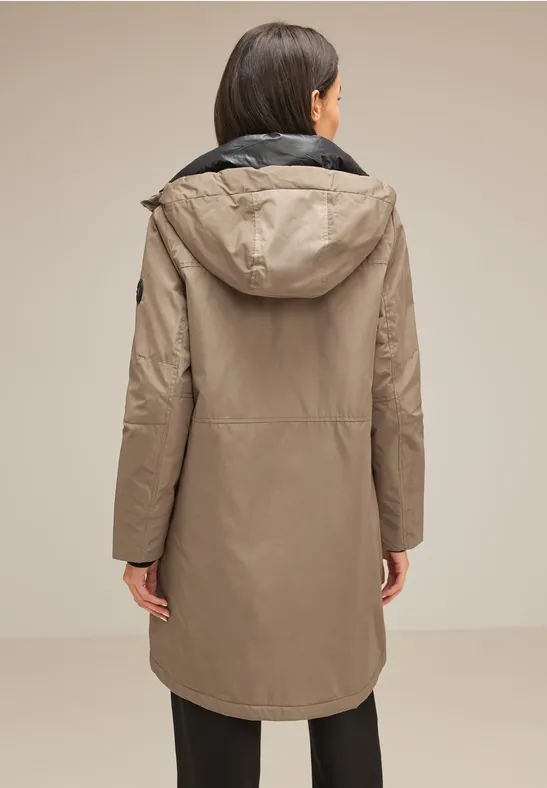 Glänzende Longjacke rocky brown