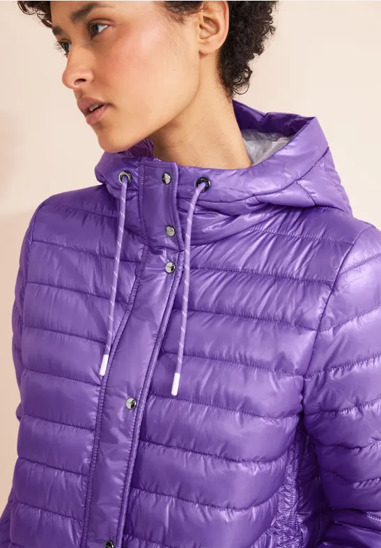 Kurze Steppjacke shiny lilac