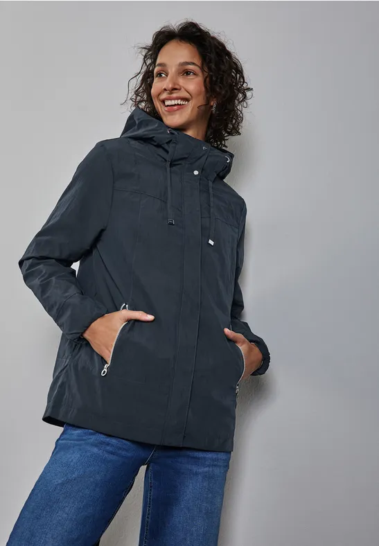 Moderner Windbreaker gravity blue