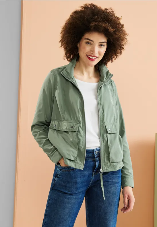 Moderner Windbreaker dark desert mint