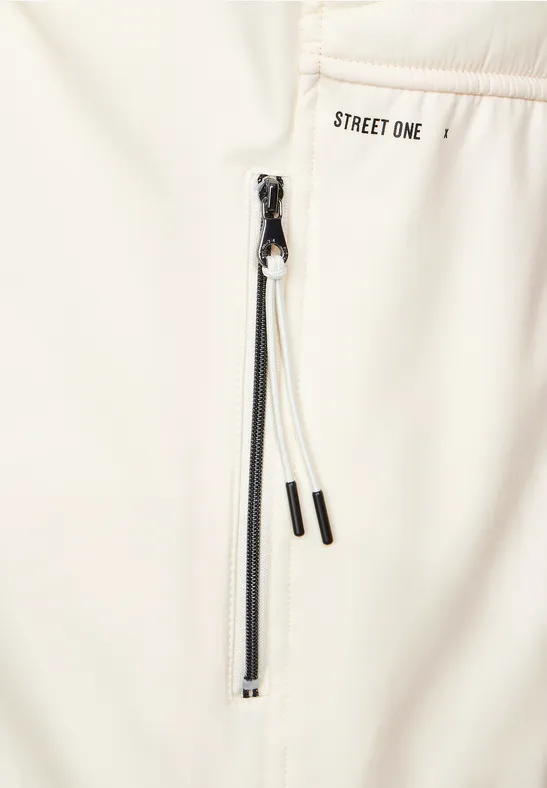 Jacke im Materialmix snow cream