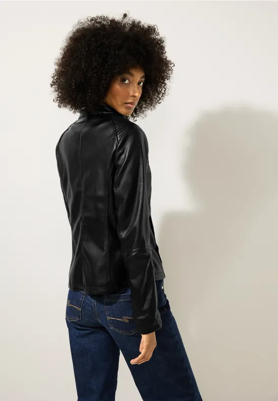 Jacke in Lederoptik Black