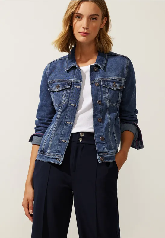 Jeansjacke in Blau mid blue authentic wash