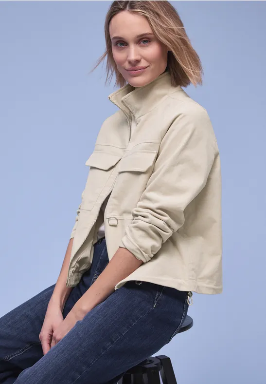 Kort jasje powder beige