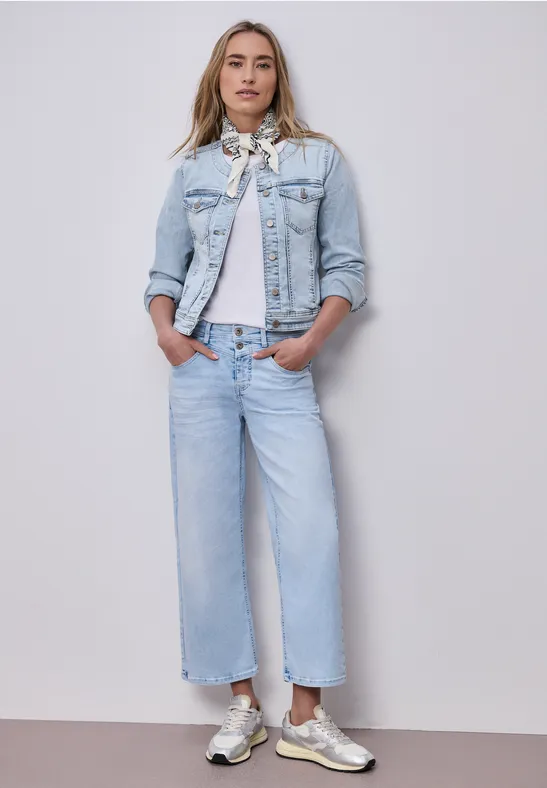 Denim jack met borstzakken en knopen Light blue washed