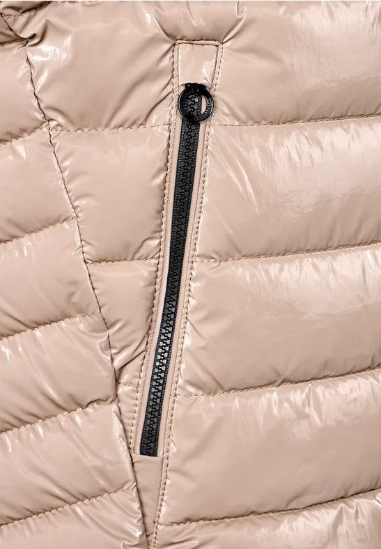 Glänzende Kurz-Steppweste light iced gold