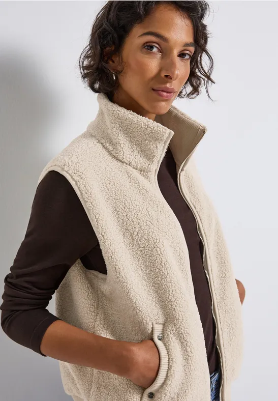 Gilet Teddy avec détail en tricot Soft Fawn Beige