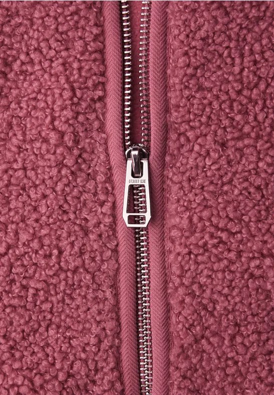 Weste aus Teddy-Material mit Zipper desert berry