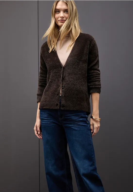 Zacht vest met V-hals deep roast brown