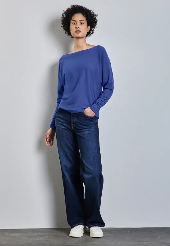 Dolman Pullover dodger blue