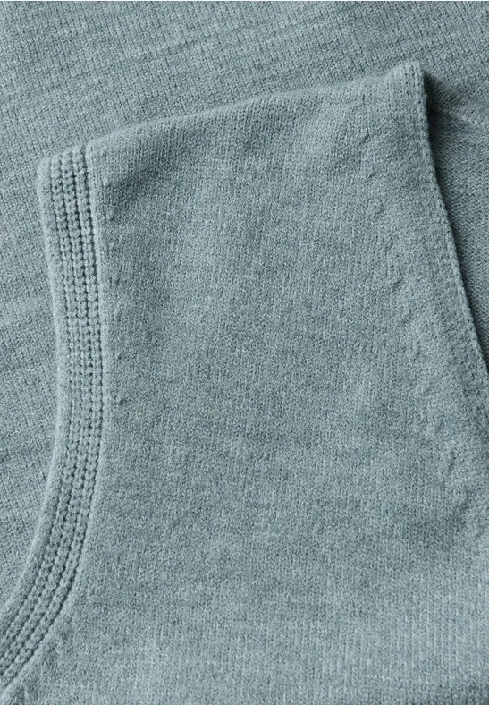Mouwloze trui met V-hals nile blue mel.