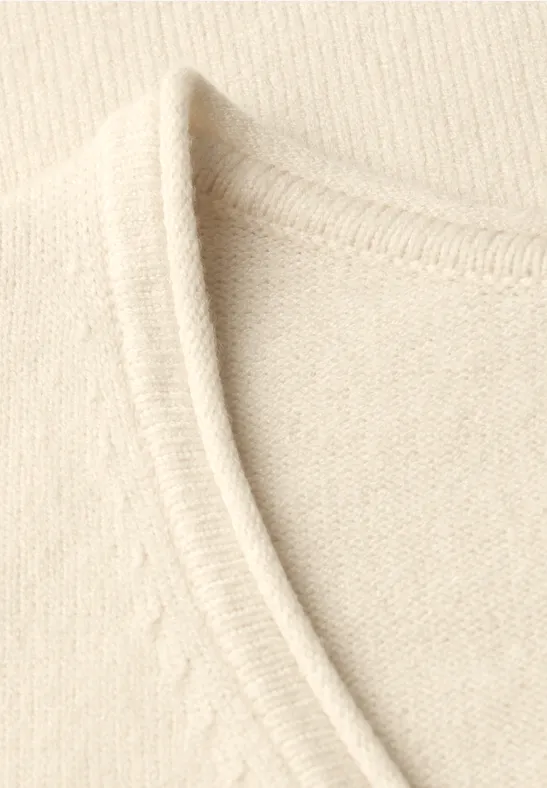 Pull douillet à col en V soft beige