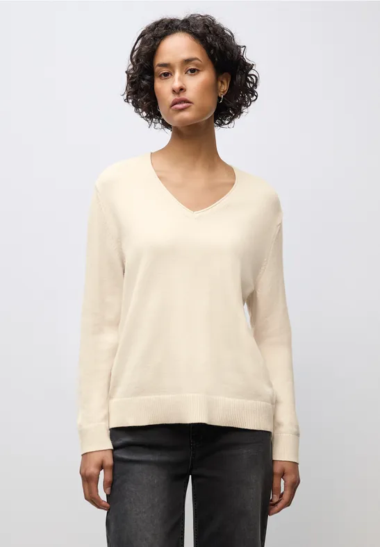 Pull douillet à col en V soft beige
