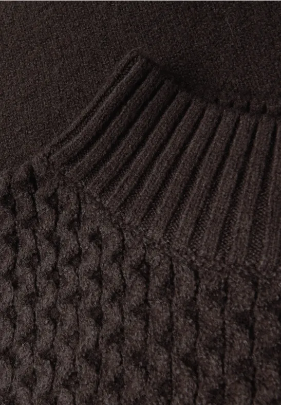 Trui met gebreid patroon deep roast brown