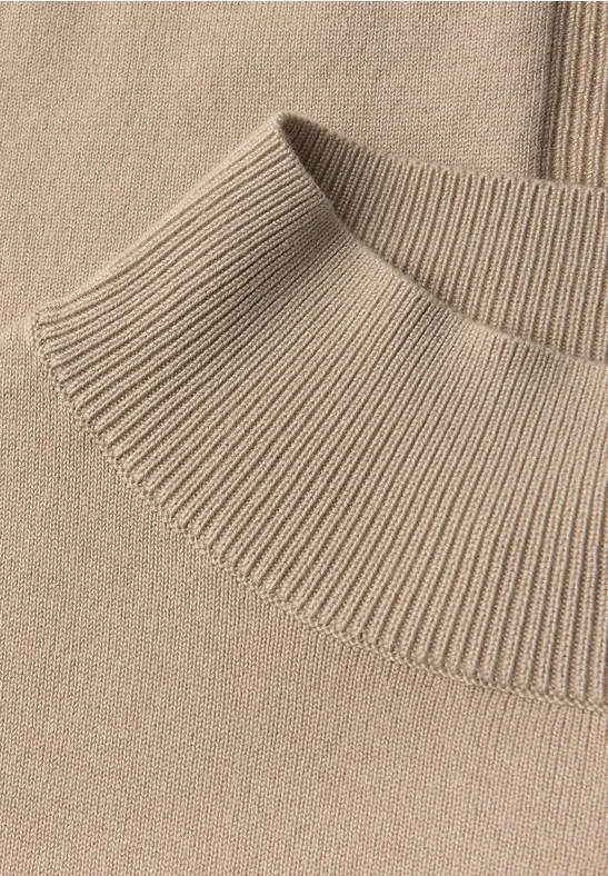 Pullover mit Turtleneck sanded beige