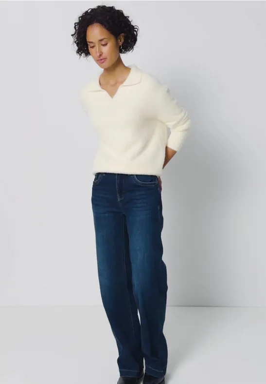 Pull en fil de plume soft beige