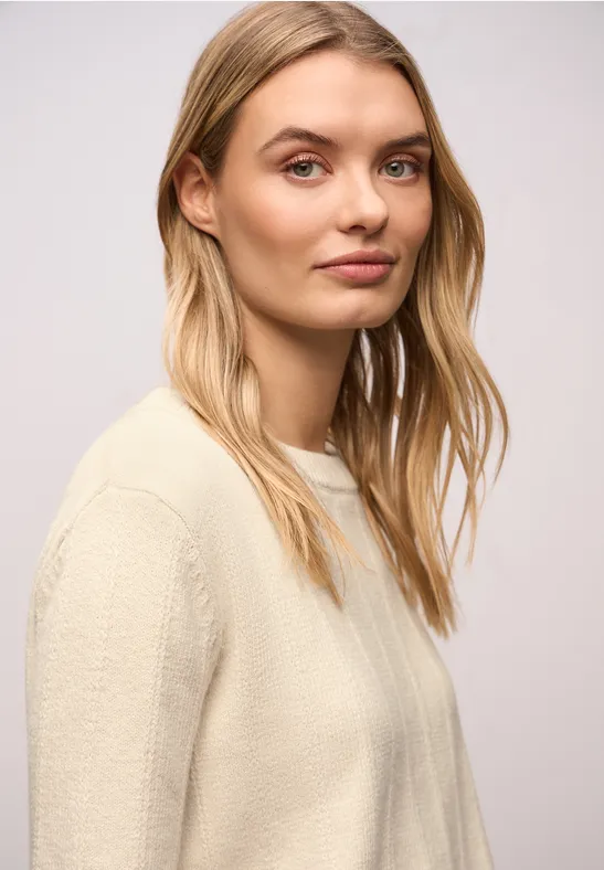 Pull structuré soft beige