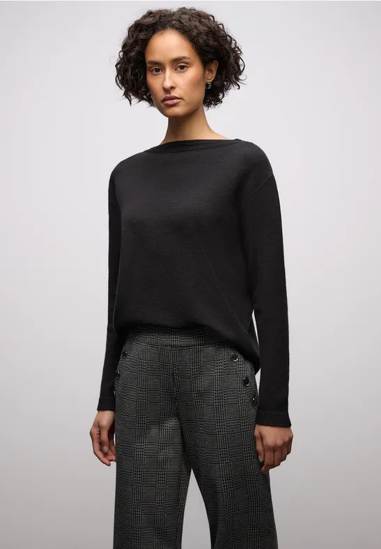 Softer Basic Pullover Black