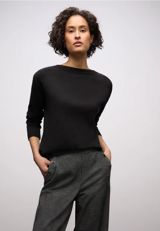 Softer Basic Pullover Black