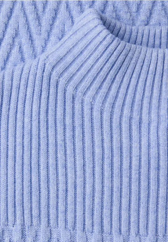 Pull avec mélange de structures frosted blue mel.