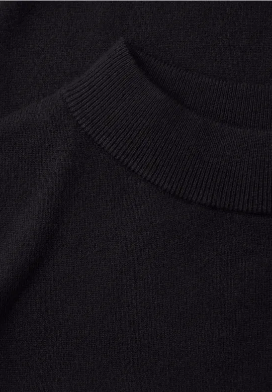 Kuscheliger Basic Pullover Black