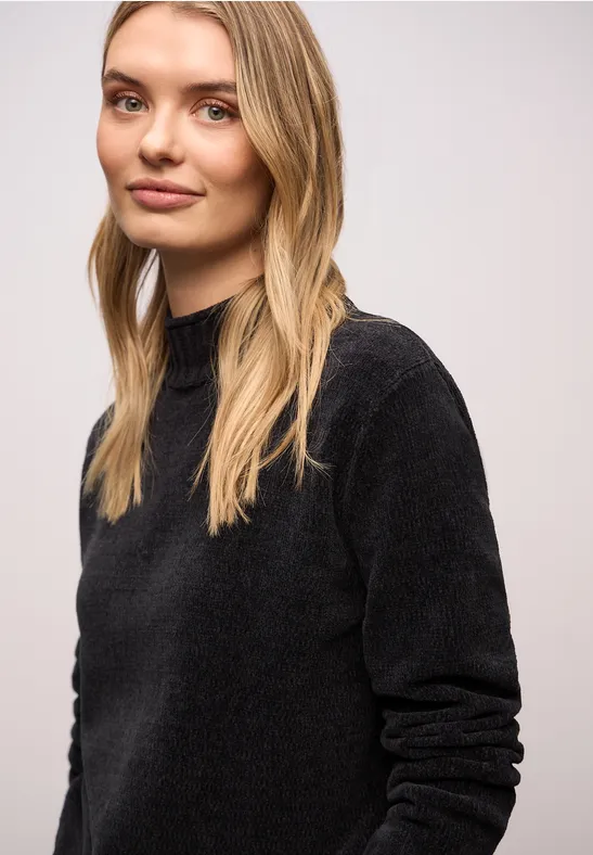 Softer Chenille Pullover Black