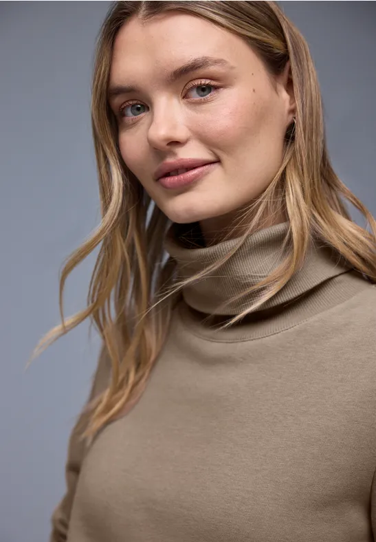 Pullover in Unifarbe light terra mocha