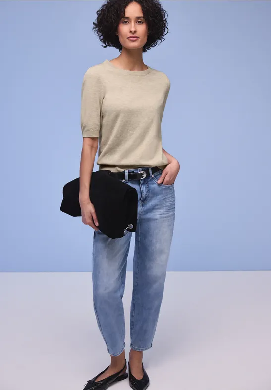 Pull-over en couleur unie cotton beige mel.