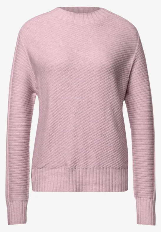 Rosa Strickpullover mit Rundhalsausschnitt und langen Ärmeln.