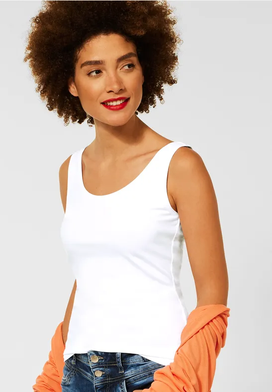 Basic Top in Unifarbe White