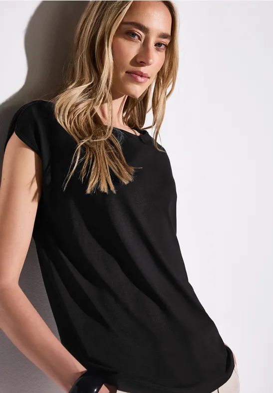 Shirt mit U-Boot-Ausschnitt Black