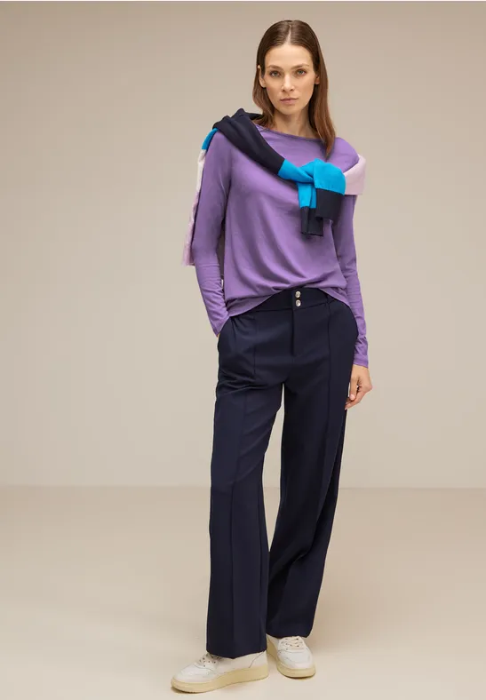 Shirt mit U-Boot-Ausschnitt lupine lilac