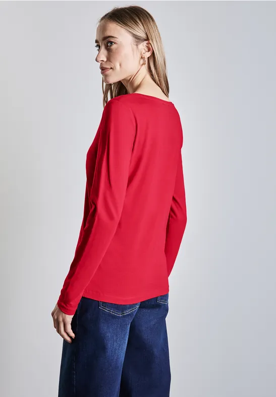 Shirt mit gerundetem V-Neck glory red