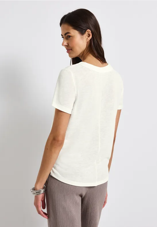 V-Neck Shirt in Leinen-Optik off white
