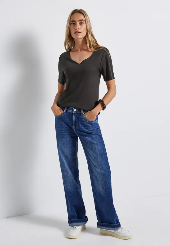 Shirt met hartvormige halslijn darkest brown