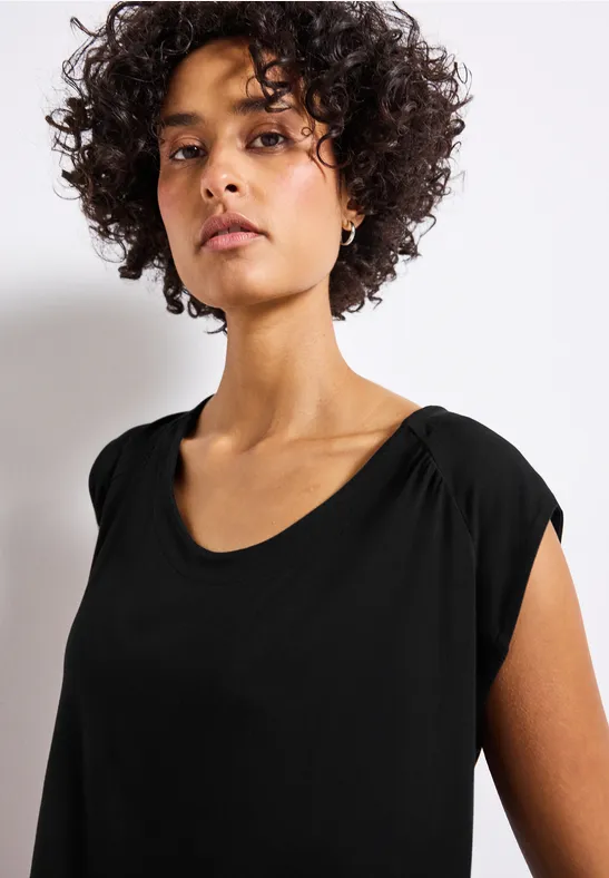 Jersey-Shirt mit Elastiksaum Black
