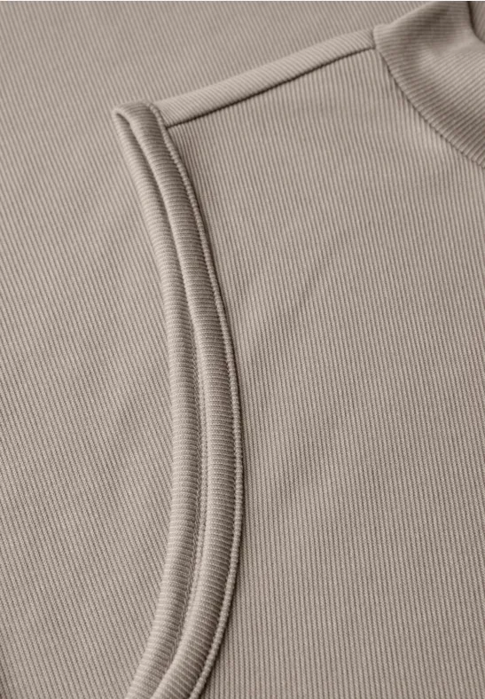 Silk-Look geribbelde top morning beige