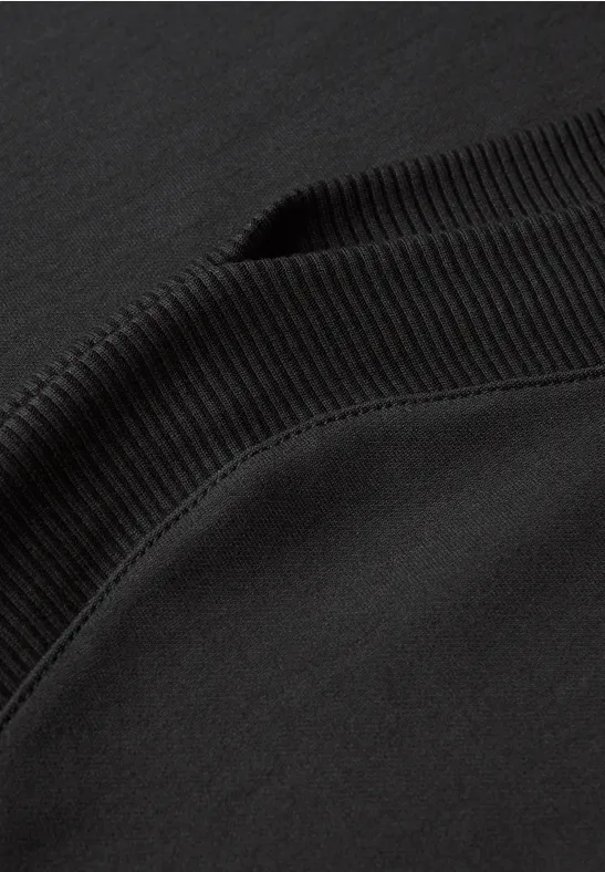 Shirt mit U-Boot-Ausschnitt Black