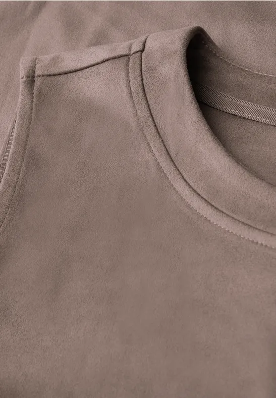 Velours bovenkant met decoratieve stiksels silk brown