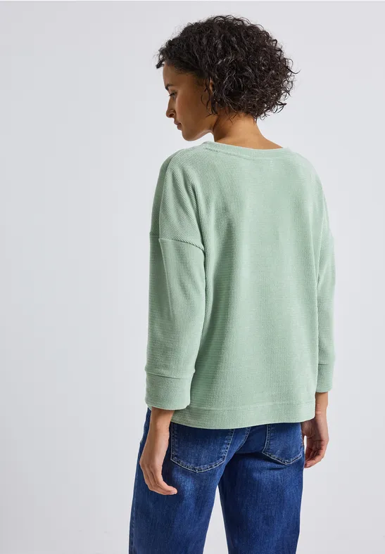 Knus shirt met V-hals serene green