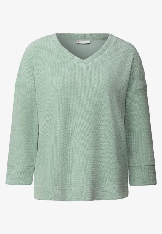 Knus shirt met V-hals serene green